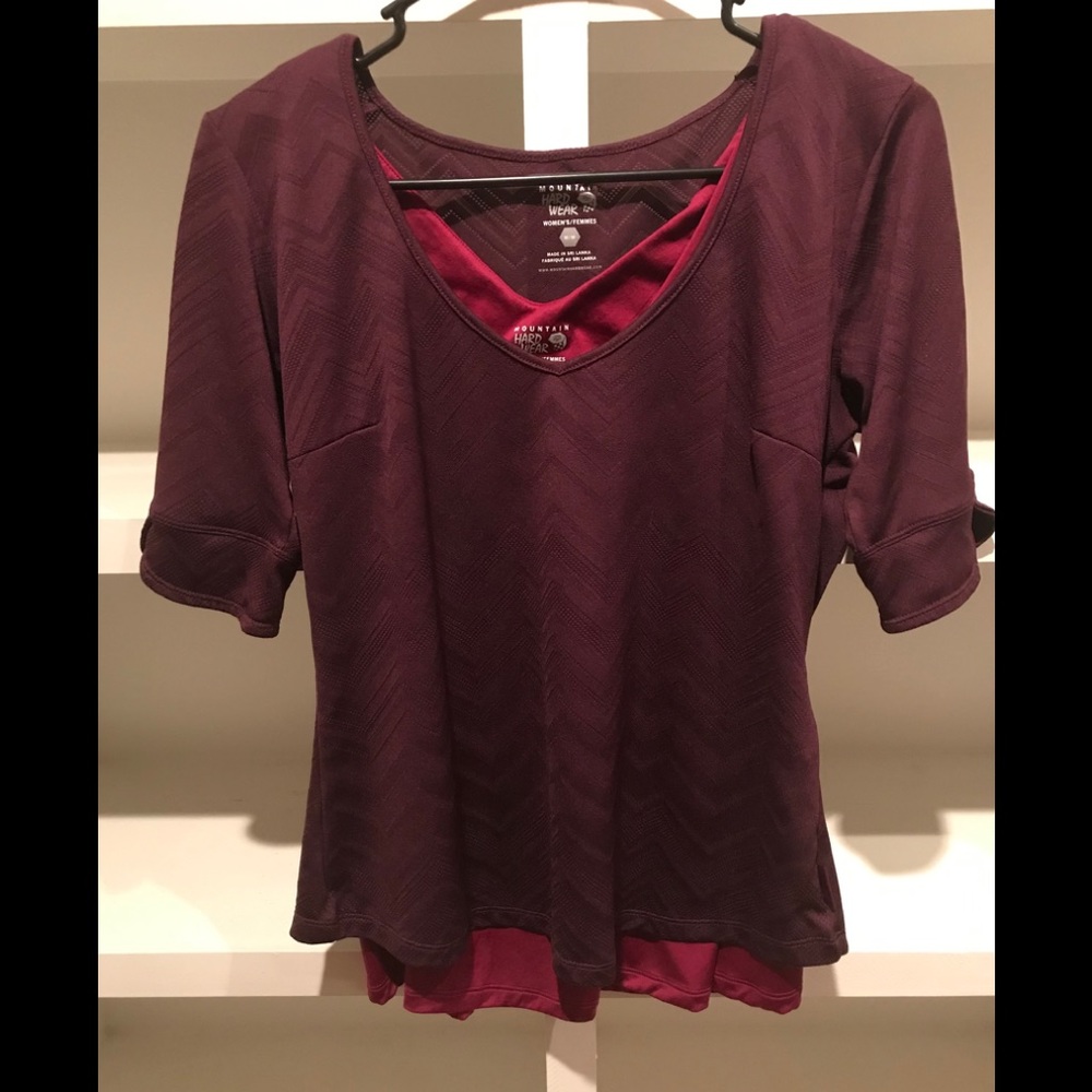 Mountain HardWear women’s Medium shirt ! 🔥🔥🔥